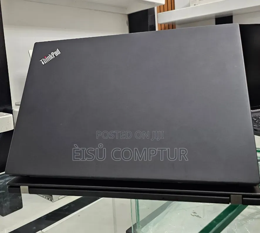 New Laptop Lenovo ThinkPad t495s 16GB AMD Ryzen 7 SSD 512GB
