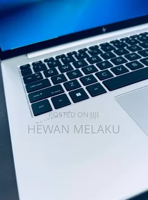 New Laptop HP EliteBook 840 G10 16GB Intel Core i7 SSD 512GB