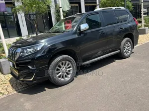 Toyota Land Cruiser 2020 Black