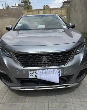 Peugeot 5008 2022 Silver