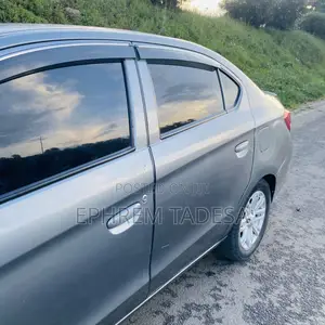 Mitsubishi Attrage 2021 Gray