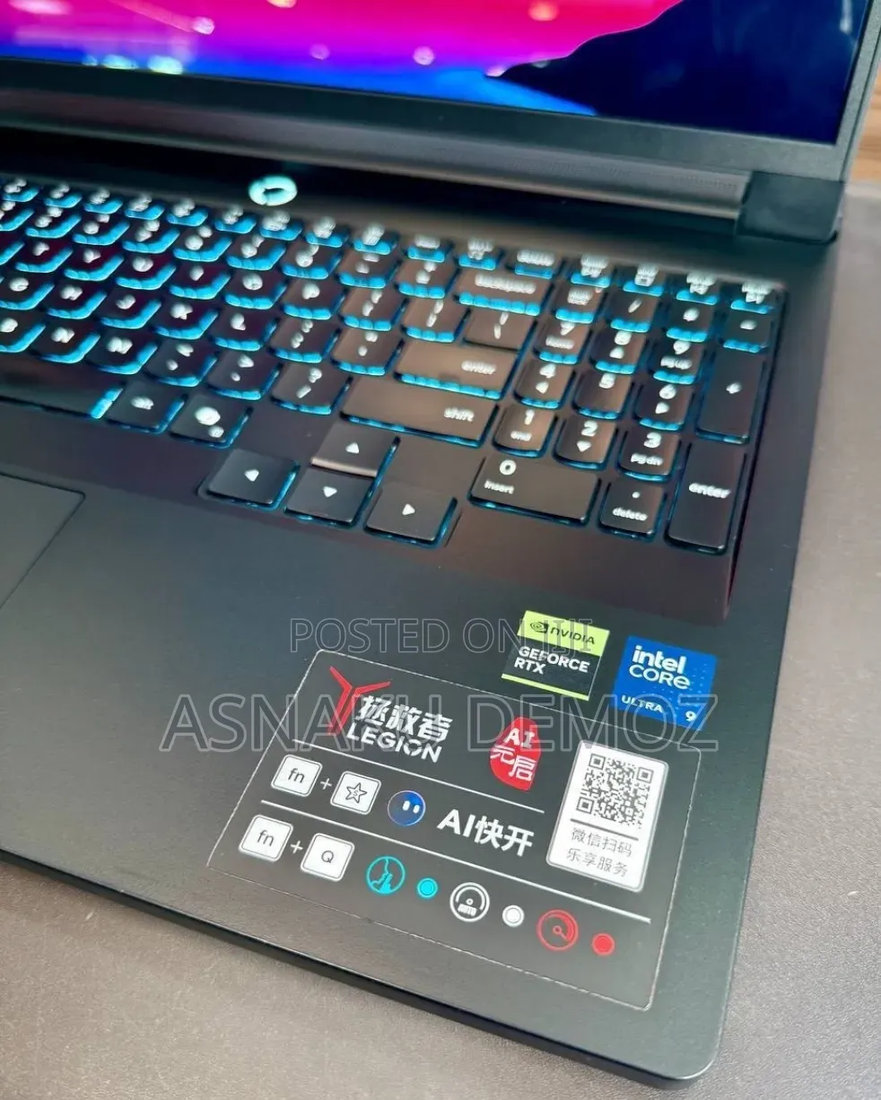 New Laptop Lenovo Legion 5 16GB Intel Core Ultra 7 SSD 1T