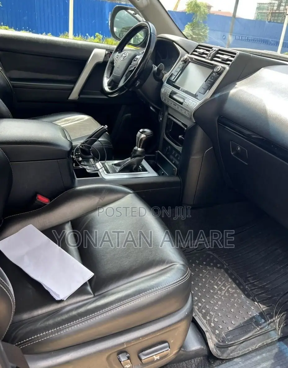 Toyota Land Cruiser Prado 2020 Black
