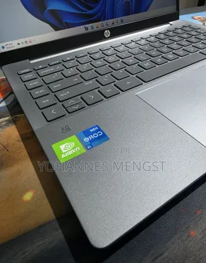 New Laptop HP Pavilion 10 16GB Intel Core i5 SSD 512GB