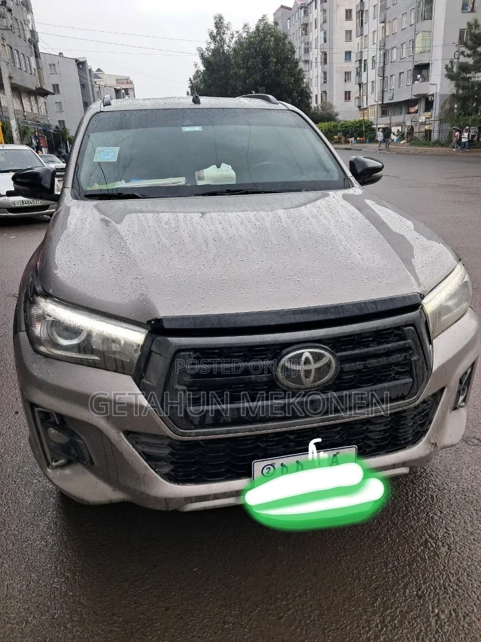 Toyota Hilux 2020 Gold