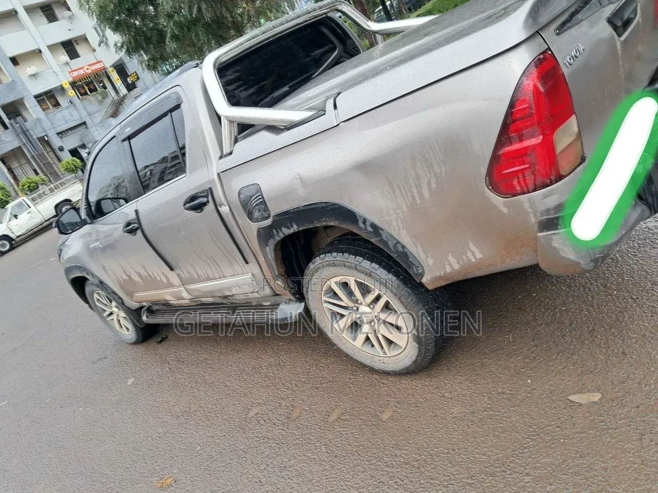 Toyota Hilux 2020 Gold
