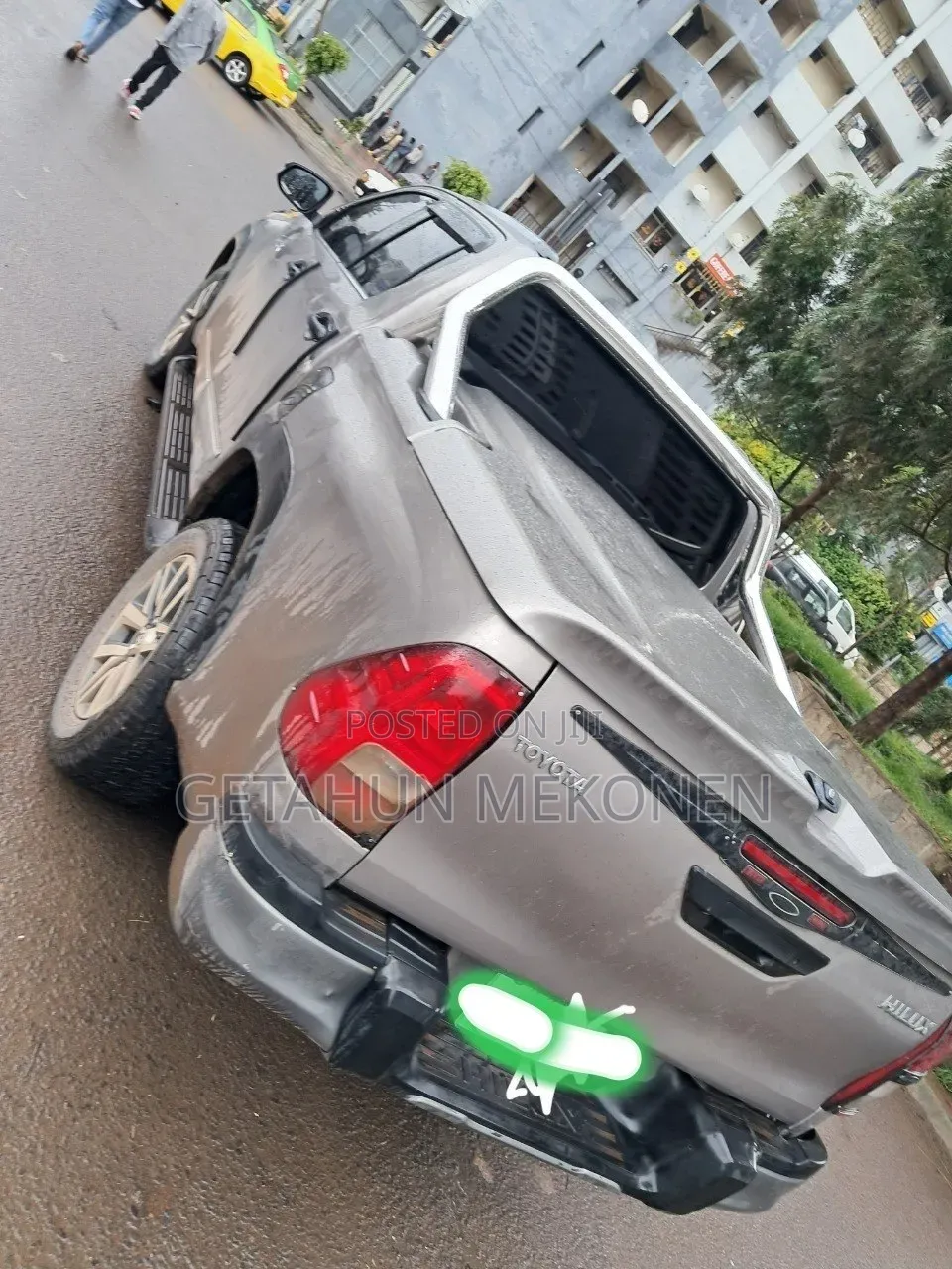 Toyota Hilux 2020 Gold