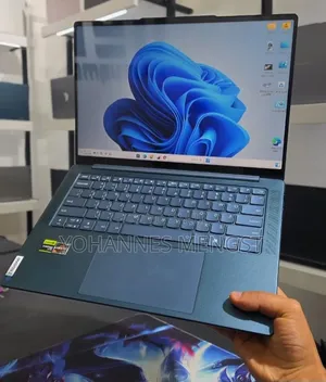 New Laptop Lenovo G780 16GB AMD A8 SSD 512GB