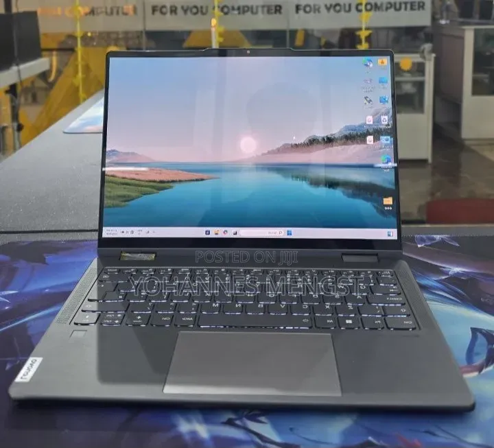 New Laptop Lenovo ThinkPad Yoga 16GB Intel Core 5 SSD 512GB