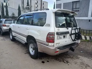 Toyota Land Cruiser 2005