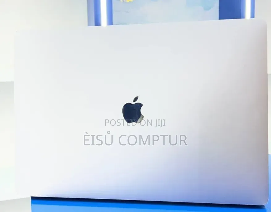 New Laptop Apple MacBook Pro 2019 32GB Intel Core i9 SSD 1T