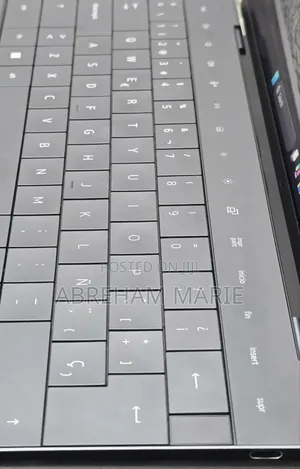 New Laptop Dell XPS 13 16GB Intel Core i7 SSD 512GB