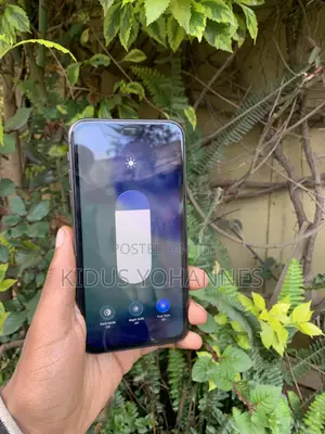 Apple iPhone 11 128 GB Black