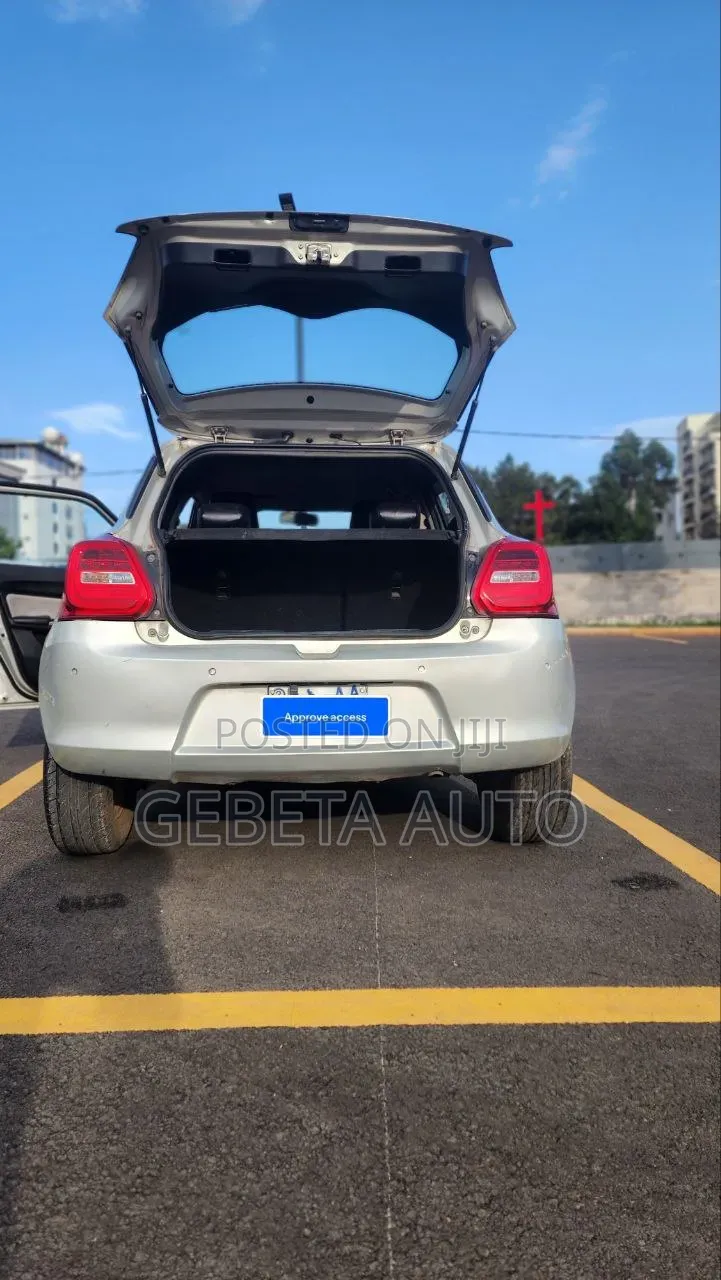 Suzuki Swift 2021