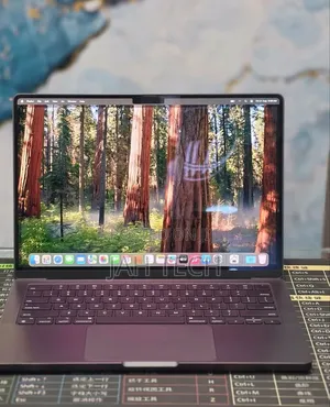 New Laptop Apple MacBook Pro 2024 M4 16GB Apple M4 Pro SSD 512GB