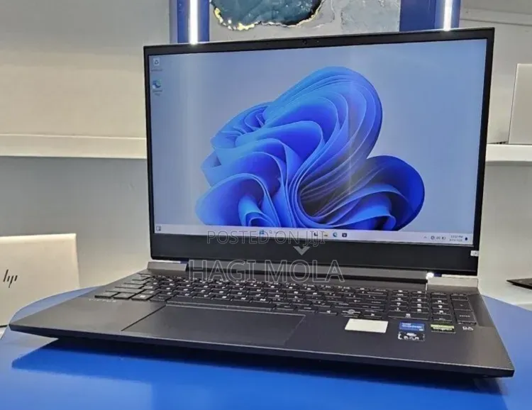 New Laptop HP 348 G4 16GB SSD 512GB