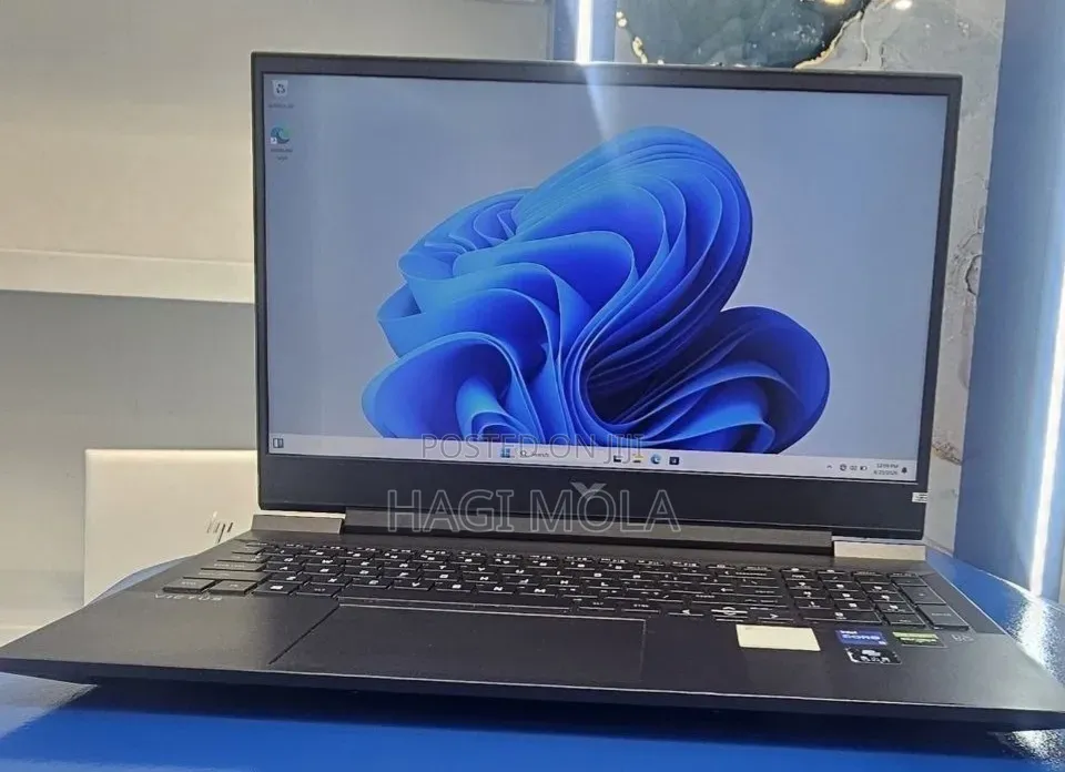 New Laptop HP 348 G4 16GB SSD 512GB