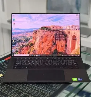 New Laptop Dell Precision 5560 16GB Intel Core i9 SSD 512GB