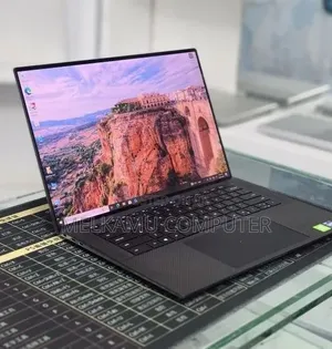New Laptop Dell Precision 5560 16GB Intel Core i9 SSD 512GB