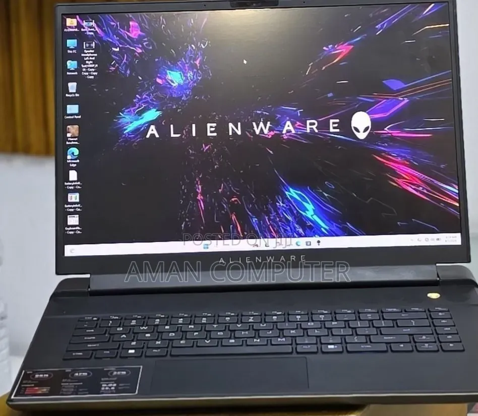 New Laptop Alienware X16 r1 16GB Intel Core i9 SSD 1T