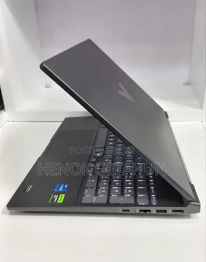 New Laptop HP Victus 15 16GB Intel Core i7 SSD 512GB