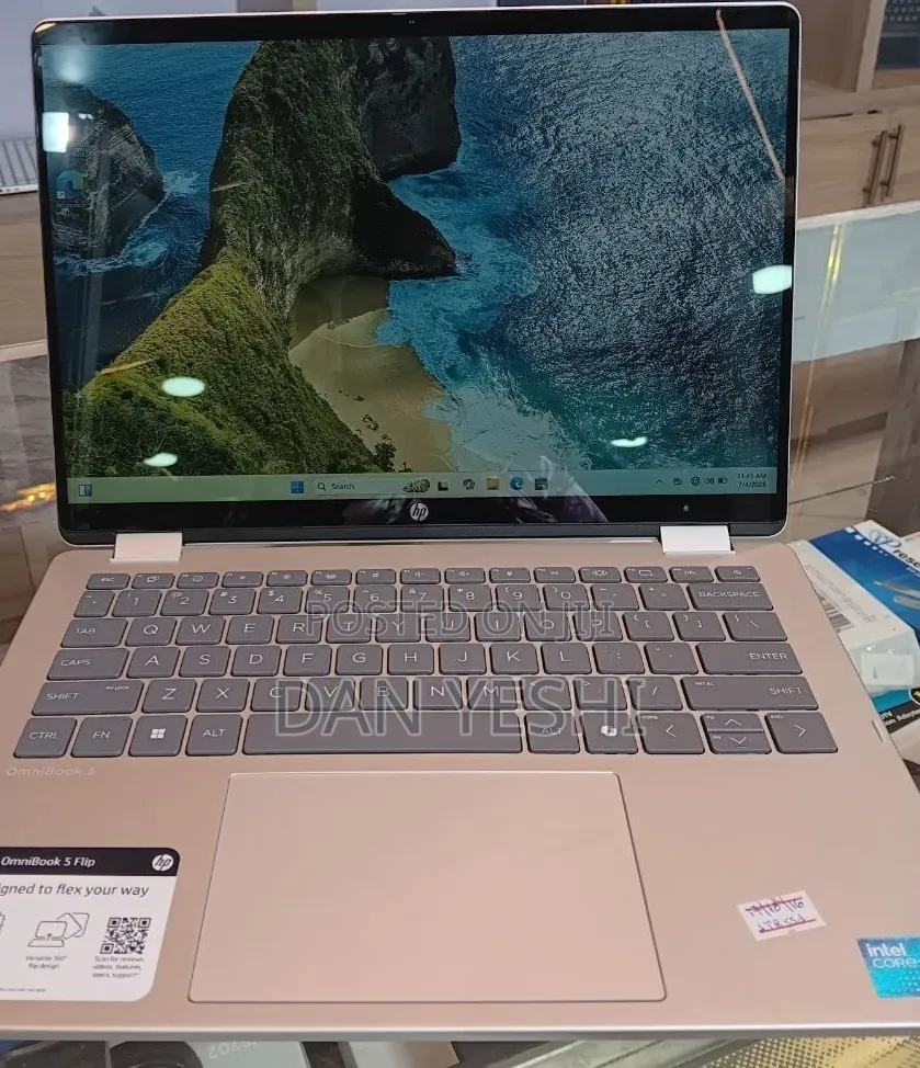 New Laptop HP OmniBook 5 14" 16GB Intel Core 7 SSD 512GB