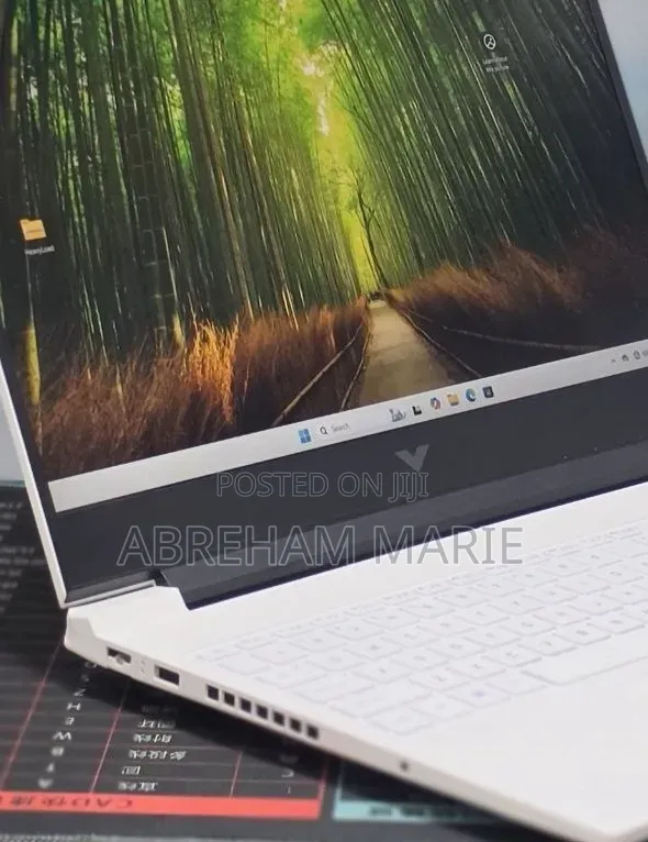 New Laptop HP Victus 16 16GB AMD Ryzen 7 SSD 1T