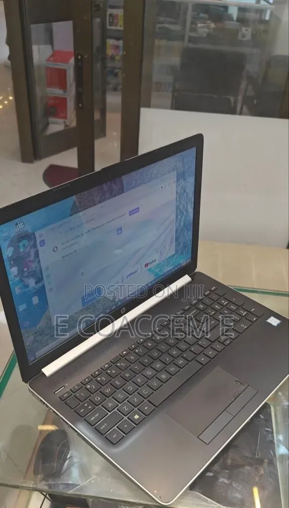 New Laptop HP 8GB Intel Core i5 HDD 1T
