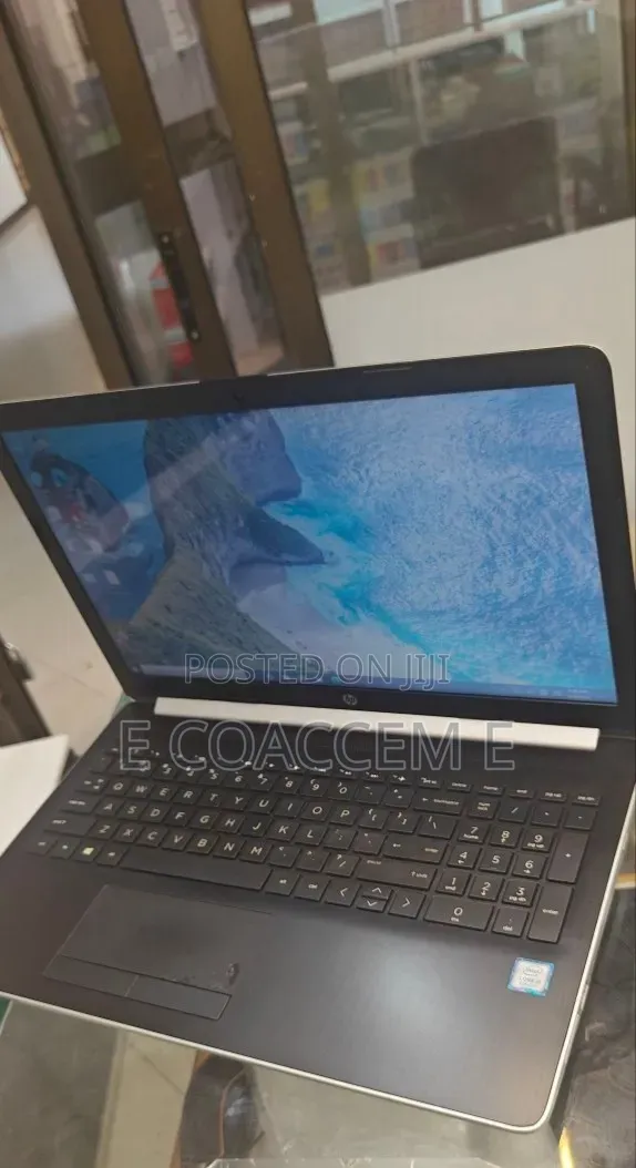 New Laptop HP 8GB Intel Core i5 HDD 1T