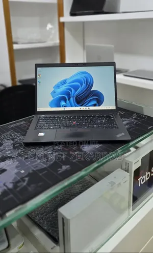 New Laptop Lenovo ThinkPad T14 16GB Intel Core i5 SSD 256GB