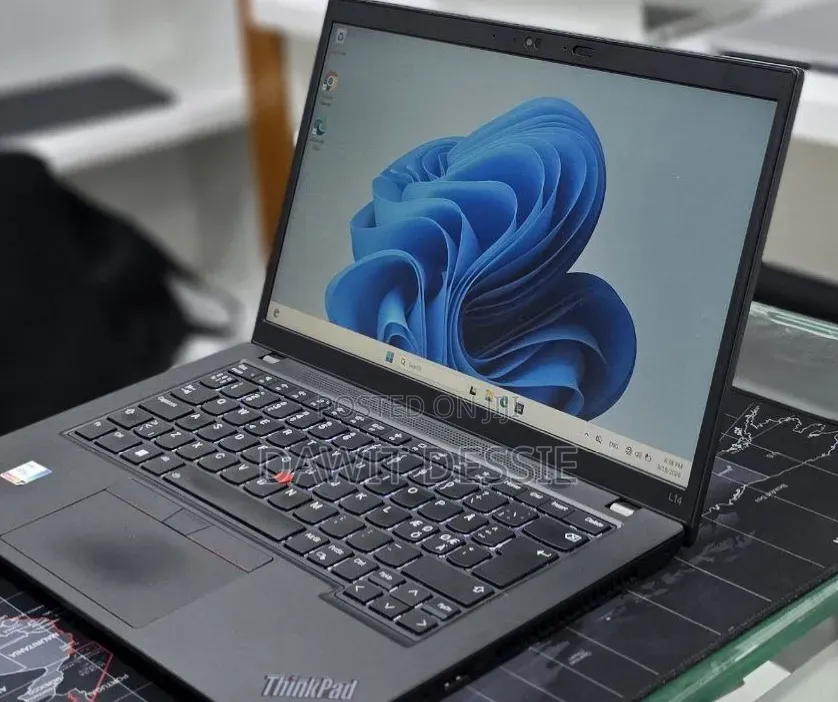 New Laptop Lenovo ThinkPad T14 16GB Intel Core i5 SSD 256GB