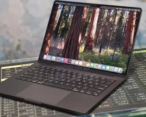 New Laptop Apple MacBook Pro 2024 M4 16GB Apple M4 Pro SSD 512GB