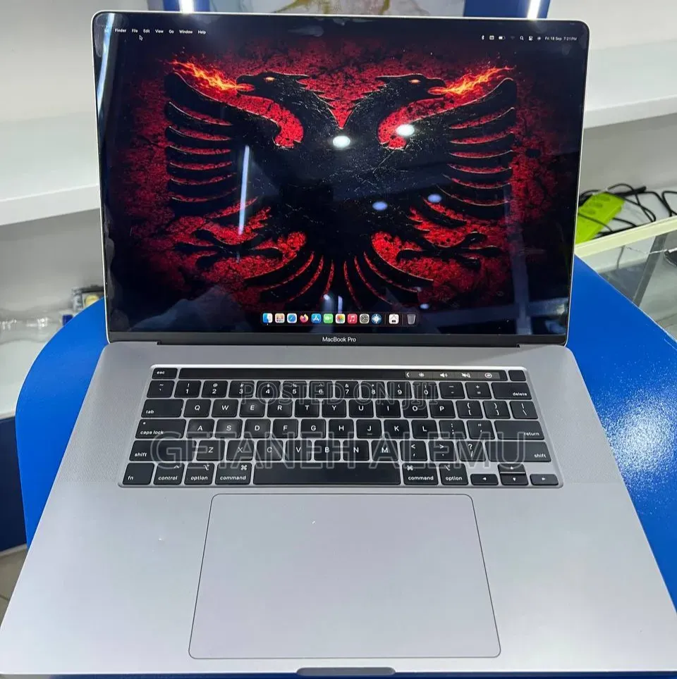 New Laptop Apple MacBook Pro 2019 32GB Intel Core i9 SSD 1T
