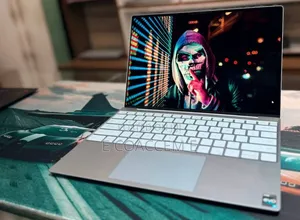 New Laptop Dell 16GB Intel Core i7 SSD 512GB