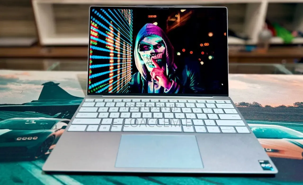 New Laptop Dell 16GB Intel Core i7 SSD 512GB