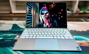 New Laptop Dell 16GB Intel Core i7 SSD 512GB
