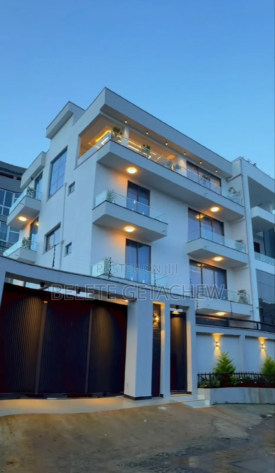 7bdrm House in Semit Fyel Bet, G+3, Bole for sale