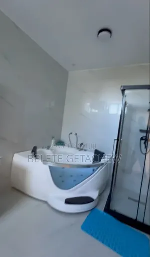 7bdrm House in Semit Fyel Bet, G+3, Bole for sale
