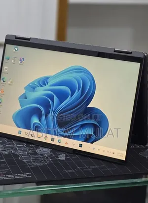 New Laptop Lenovo Yoga 730 16GB Intel Core Ultra 5 SSD 512GB