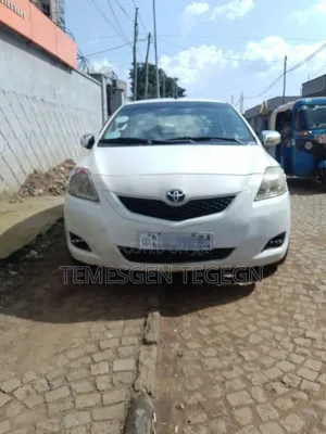 Toyota Belta 2010 White