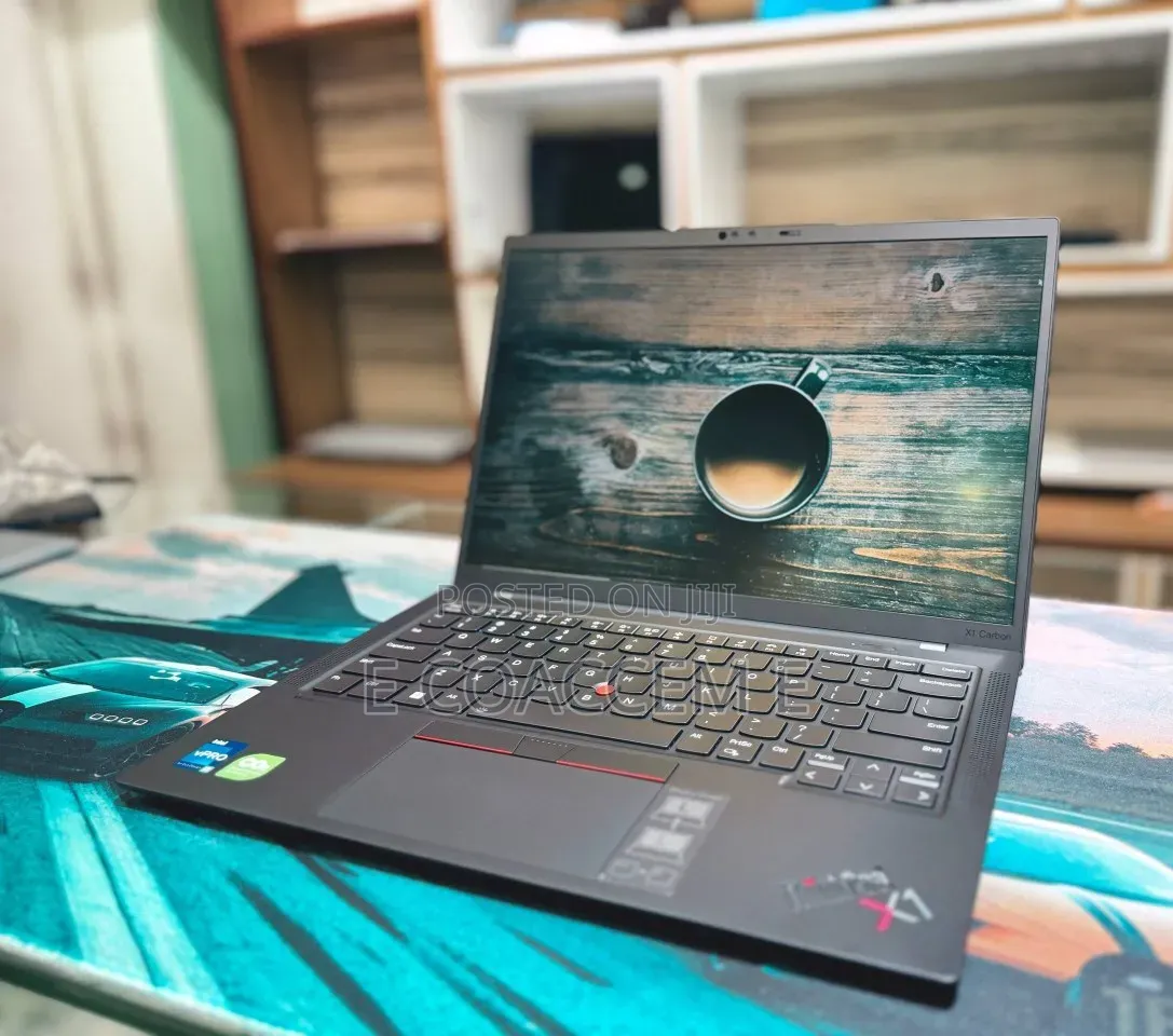 New Laptop Lenovo 16GB Intel Core i7 SSD 512GB