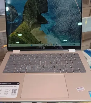 New Laptop HP OmniBook 5 14" 16GB Intel Core 7 SSD 512GB