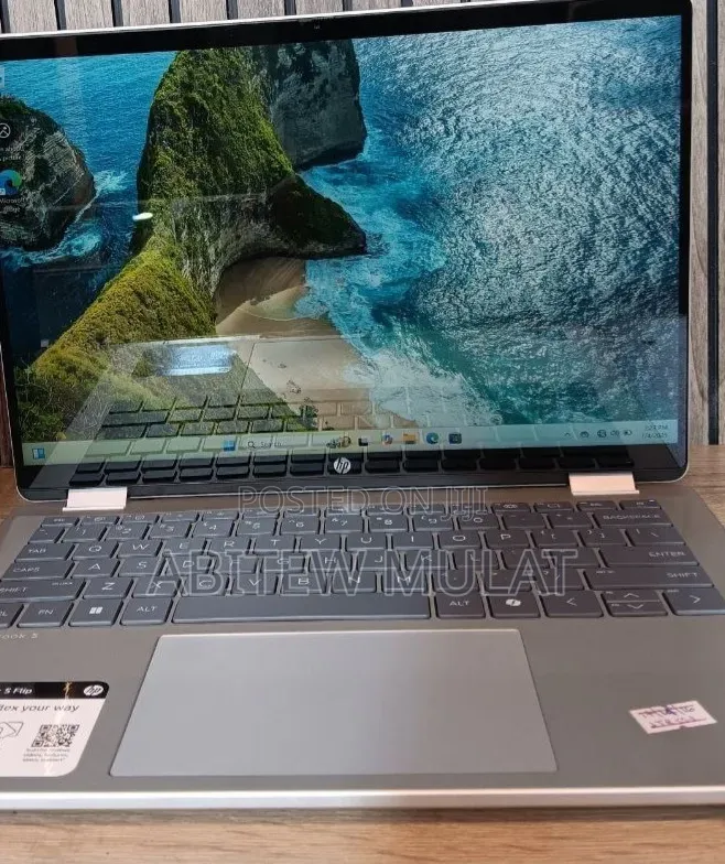 New Laptop HP OmniBook 5 14" 16GB Intel Core 7 SSD 512GB
