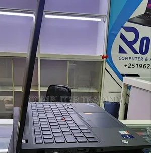 New Laptop Lenovo ThinkPad T14 16GB Intel Core i5 SSD 512GB