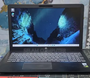 New Laptop HP Pavilion 15 8GB Intel Core i7 SSD 512GB