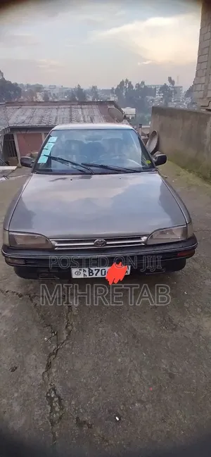 Toyota Corolla 1991 Gray