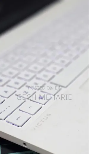 New Laptop HP Victus 16 16GB AMD Ryzen 7 SSD 1T