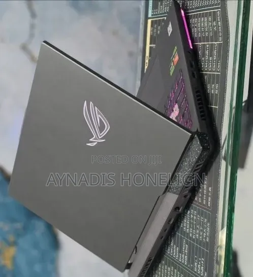 New Laptop Asus G71G 16GB Intel Core i9 SSD 1T