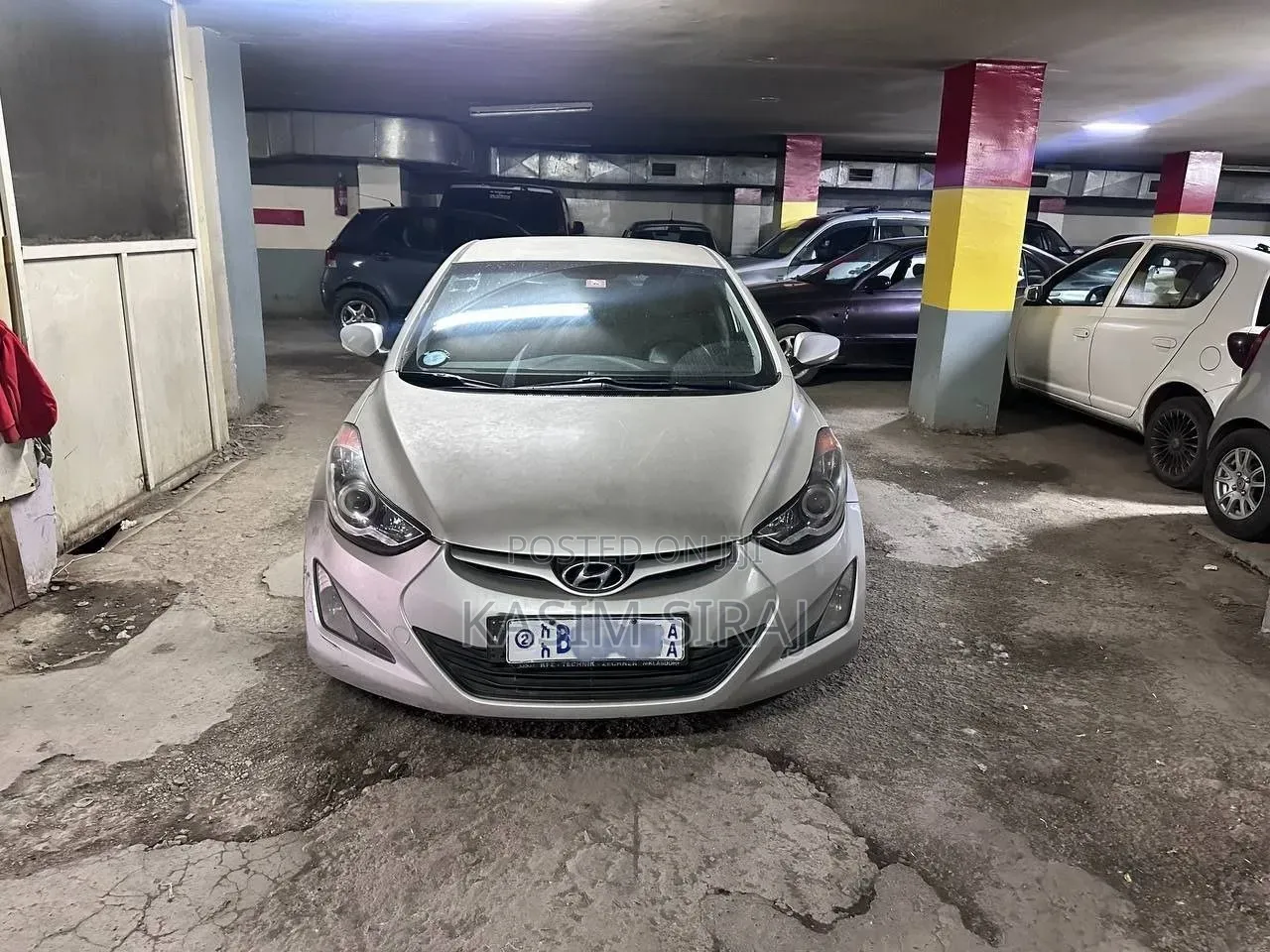 Hyundai Elantra Limited 4dr Sedan (1.8L 4cyl 6A) 2015 Blue