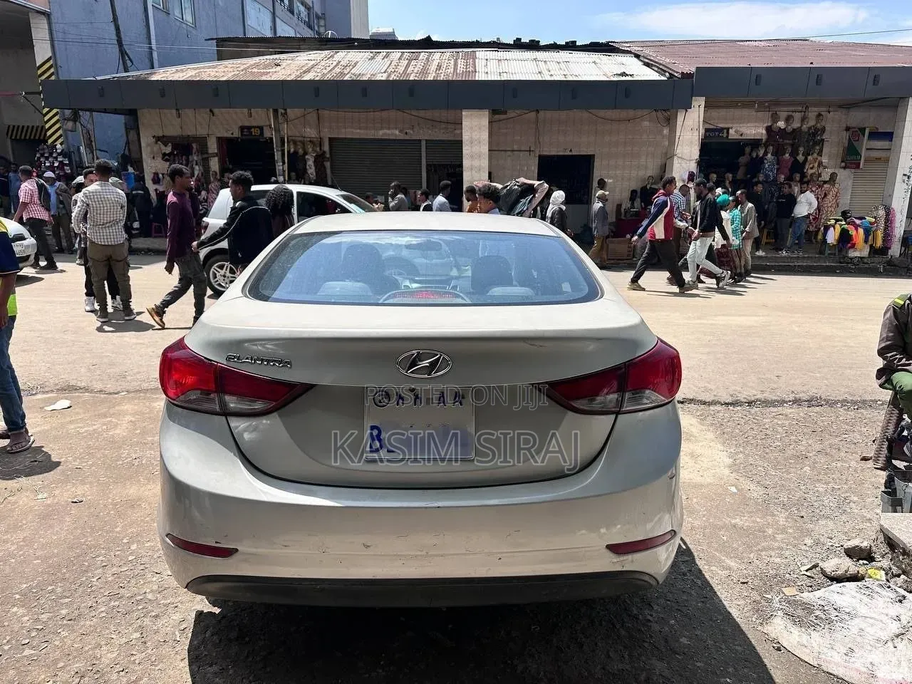 Hyundai Elantra Limited 4dr Sedan (1.8L 4cyl 6A) 2015 Blue